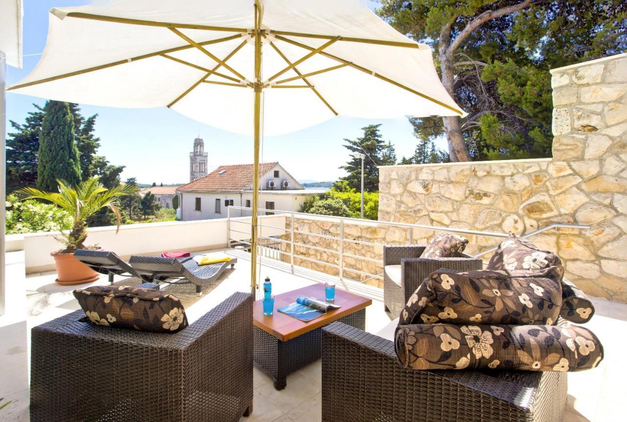 Castle Stambuk Leilighet Hvar Town Eksteriør bilde